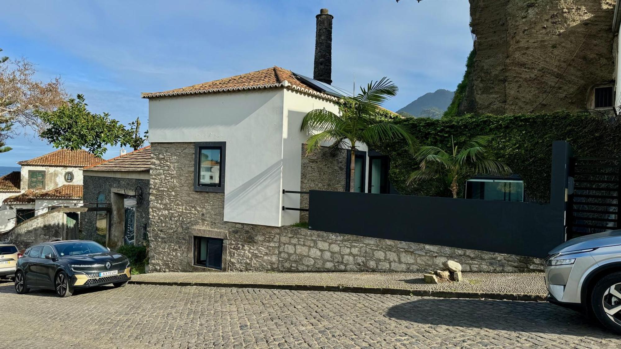 Sea Breeze Boutique House Holiday home *