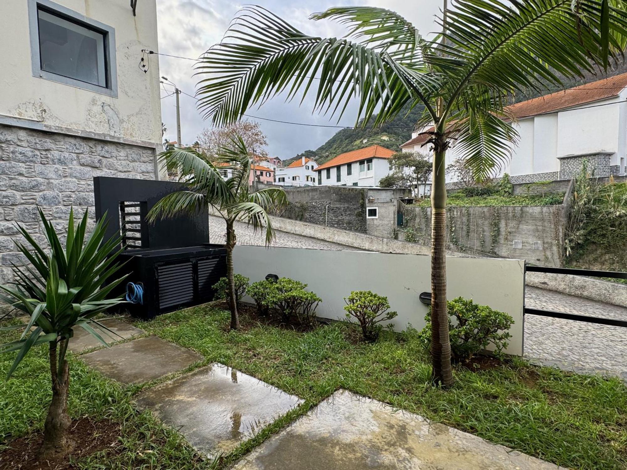 Sea Breeze Boutique House